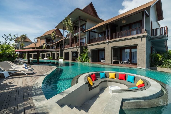 HG_ES_AIRBNB_Deluxe-Room-@SENSE-HOTEL-CANGGU-BEACH